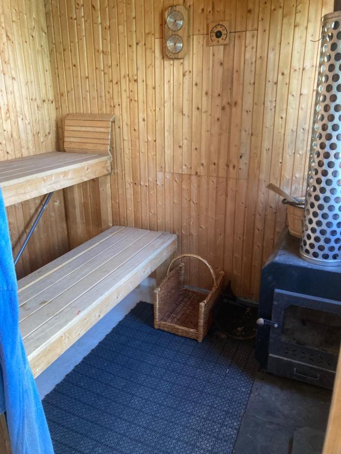 Mehri Acomodação com café da manhã Uppsala Exterior foto
